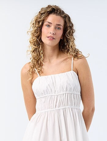 Vestido comprido de camadas liso