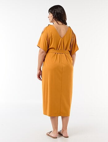 Vestido comprido de cerimónia com mangas curtas