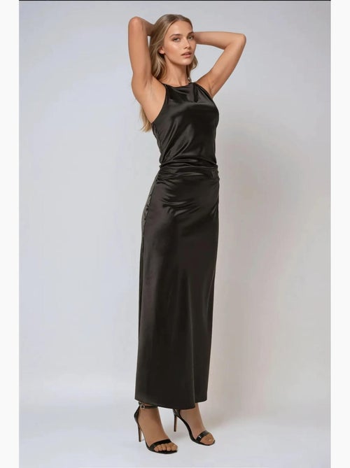 Vestido comprido de cetim hiccup - Kiabi Vestido comprido de cetim hiccup - Kiabi