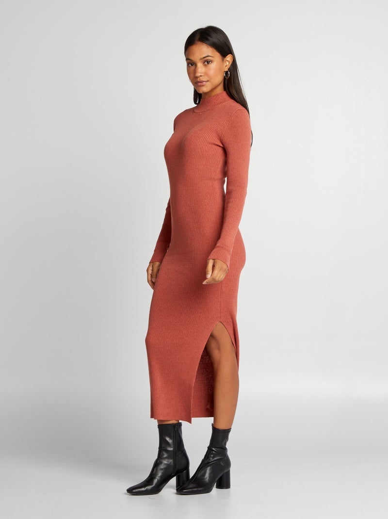 Vestido comprido de malha canelada ROSA - Kiabi