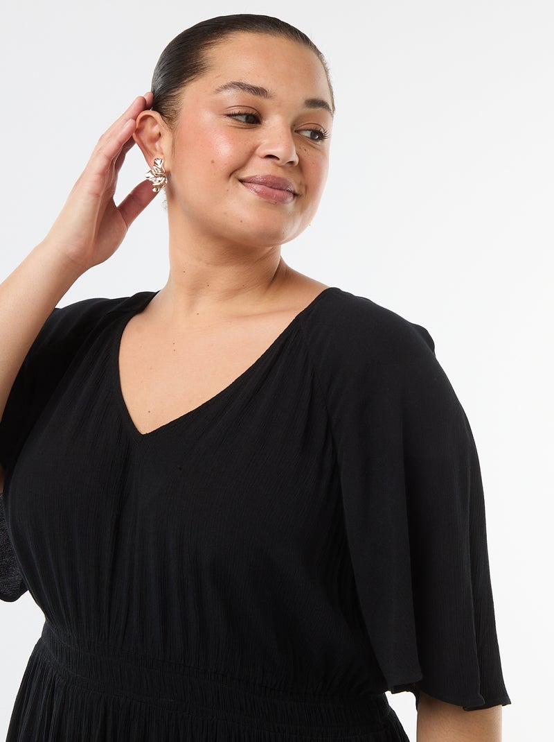 Vestido comprido de manga curta em material crepe Preto - Kiabi