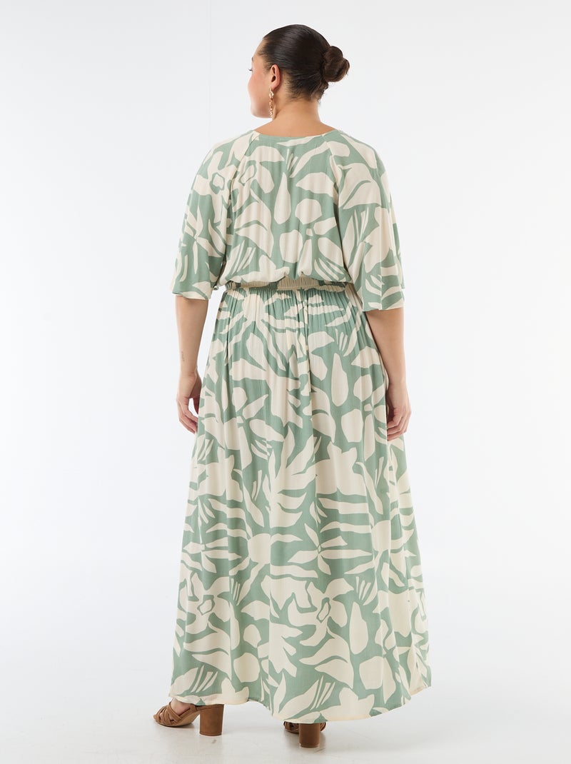 Vestido comprido de manga curta em material crepe Verde - Kiabi