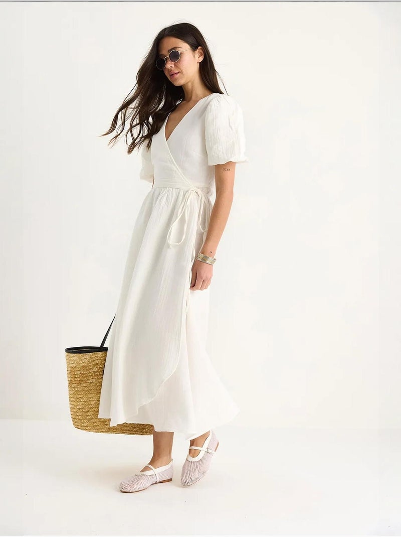 Vestido comprido de musselina com fecho cruzado e mangas abalonadas lucci Branco - Kiabi