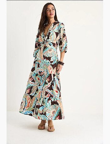 Vestido comprido de popelina com decote em v e estampado étnico com costas franzidas lucci