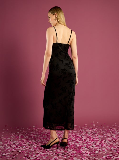 Vestido comprido de renda com padrão floral - Kiabi