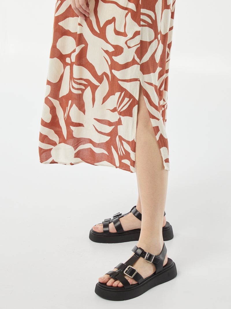 Vestido comprido em malha crepe CASTANHO - Kiabi