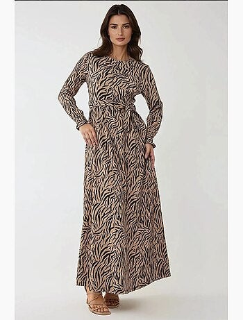 Vestido comprido estampado com gola redonda e cinto