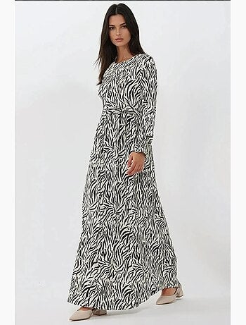 Vestido comprido estampado com gola redonda e cinto hiccup