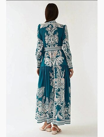 Vestido comprido estampado de manga comprida com cinto hiccup