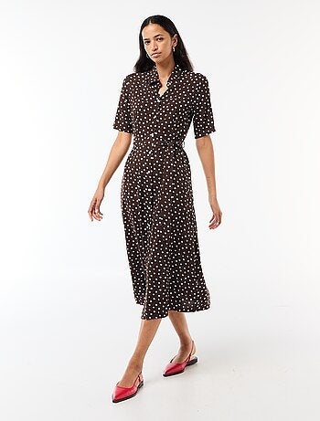 Vestido comprido estilo camisa com cinto para atar