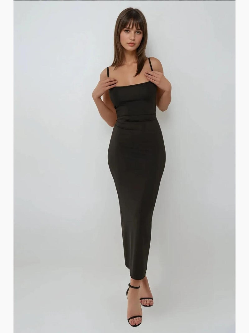 Vestido comprido justo com gola quadrada hiccup Preto - Kiabi