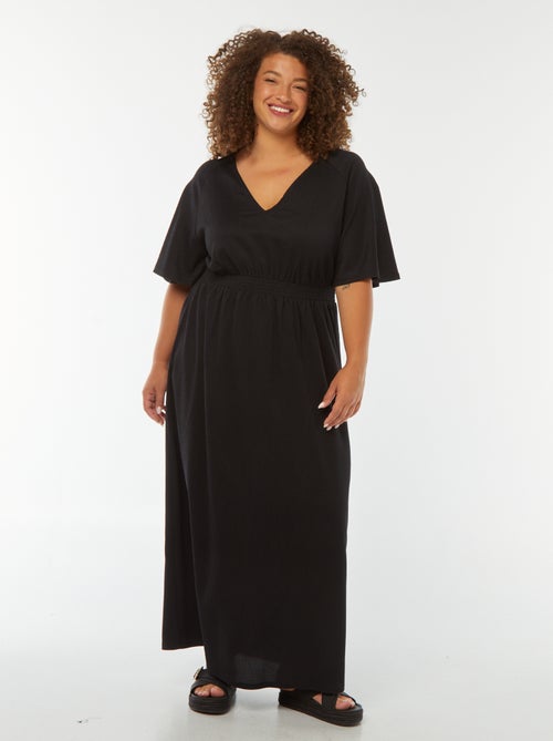 Vestido comprido liso em malha gofrada - Kiabi