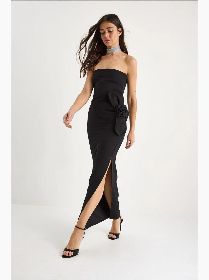 Vestido comprido sem alças com detalhe de racha e acessório de flores lucci Preto - Kiabi