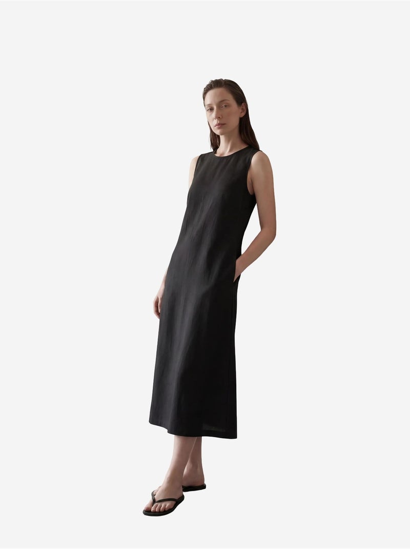 Vestido comprido sem mangas com gola em u e recorte. My fashion Preto - Kiabi