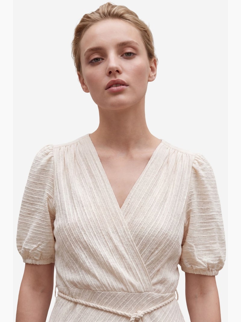 Vestido comprido transpassado com decote em v e cinto my fashion Creme - Kiabi
