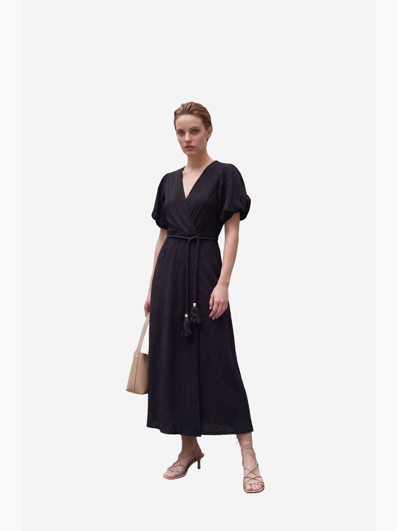 Vestido comprido transpassado com decote em v e cinto my fashion Preto - Kiabi