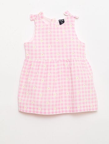 Vestido corte evasé sem mangas
