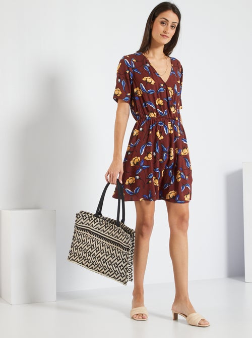 Vestido cruzado fluido com estampado 'flores' - Kiabi