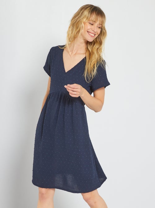 Vestido curto a ponto cheio - Kiabi
