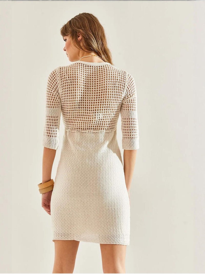 Vestido curto ajustado com laço e detalhe em renda lucci Bege-argila - Kiabi