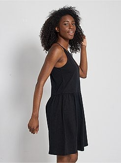 Vestido curto com alças finas - Kiabi