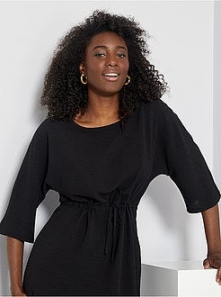 Vestido curto com cintura ajustável - Kiabi