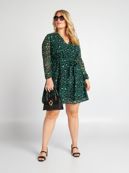 Vestido curto com decote em bico - Kiabi