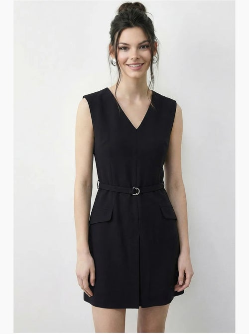 Vestido curto com decote em v e cinto lucci - Kiabi Vestido curto com decote em v e cinto lucci - Kiabi