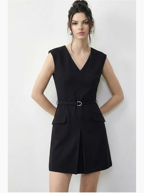 Vestido curto com decote em v e cinto lucci - Kiabi Vestido curto com decote em v e cinto lucci - Kiabi