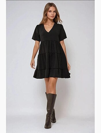 Vestido curto com decote em v e formato a hiccup