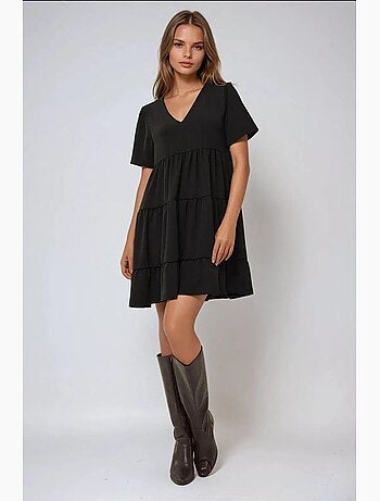 Vestido curto com decote em v e formato a hiccup