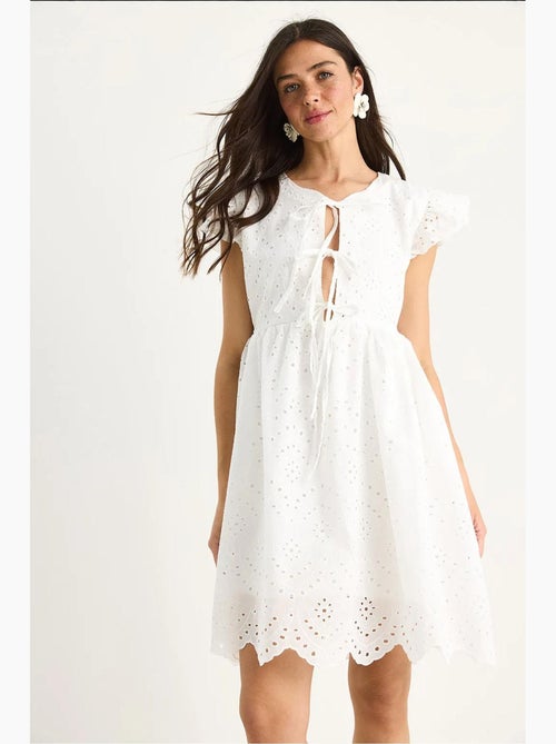 Vestido curto com detalhe de laço e forro de ilhós lucci - Kiabi