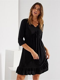 Vestido curto com folhos - Kiabi