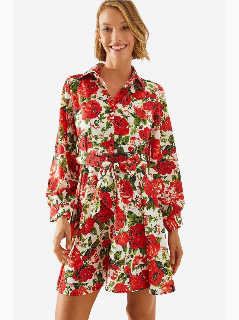 Vestido curto com gola camisa e cinto e estampado floral lucci Branco Vermelho - Kiabi