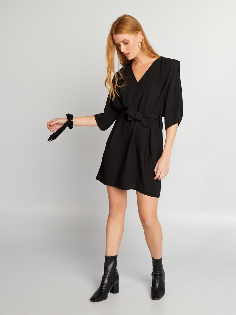Vestido curto com manga 3/4 e folhos + elástico de cabelo - Zero desperdício Preto - Kiabi