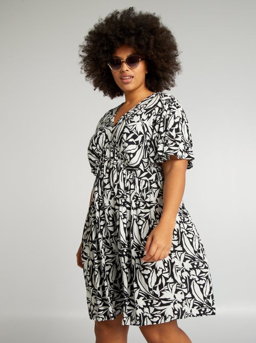 Vestido curto com mangas borboleta - Kiabi