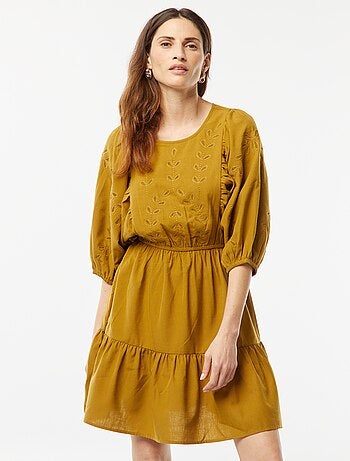 Vestido curto com mangas de balão