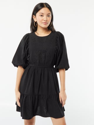 Vestido curto com mangas de balão