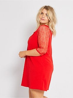 Vestido curto com mangas em renda - Kiabi