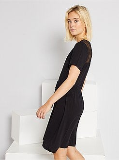 Vestido curto com renda 'JDY' - Kiabi