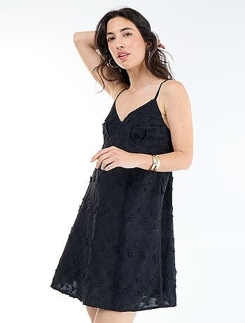 Vestido curto de alças finas com bordados all-over