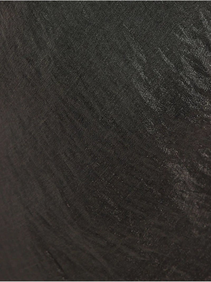 Vestido curto de cetim sem mangas evasé Preto - Kiabi