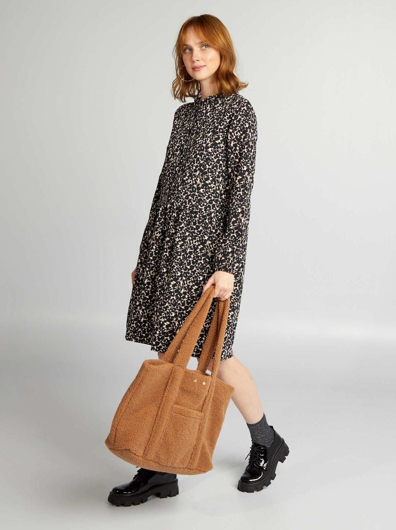 Vestido curto de crepe evasé PRETO - Kiabi