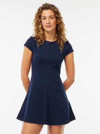 Vestido curto de forma larga