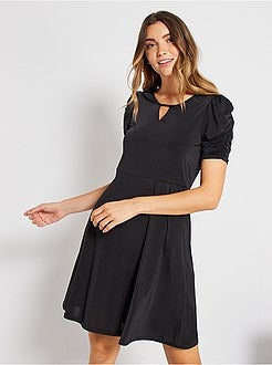 Vestido curto de forma larga - Kiabi