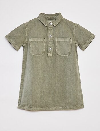 Vestido curto de ganga com colarinho de camisa