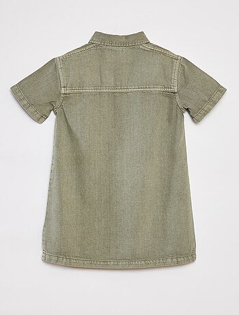 Vestido curto de ganga com colarinho de camisa