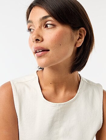 Vestido curto de ganga sem mangas