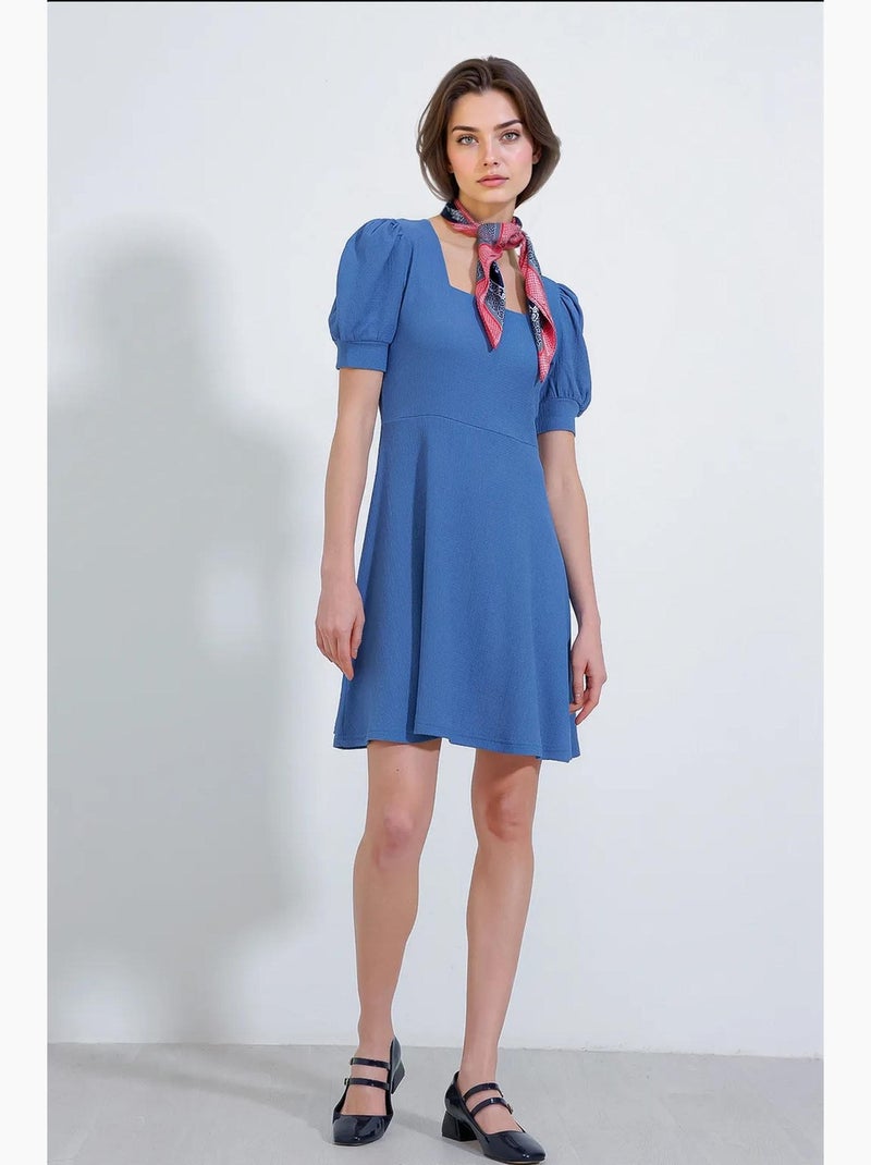 Vestido curto de malha com decote quadrado em pau santo bdart Azul claro - Kiabi