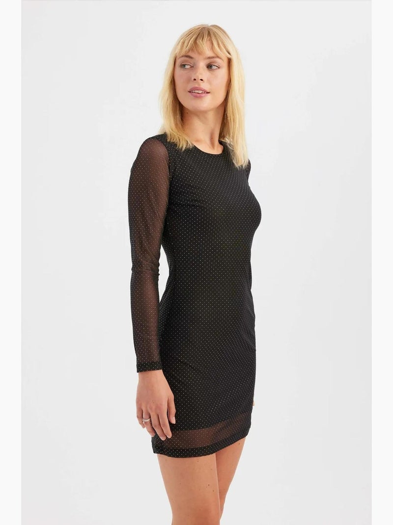 Vestido curto de malha com decote redondo e pedras adornadas e manga comprida hiccup Preto - Kiabi